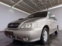 Usado Kia Carnival EX 144 CV (105 kW) 2005 Beige Monovolumen