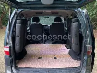 Usado Hyundai H-1 140 CV (102 kW) 2003 Verde Monovolumen