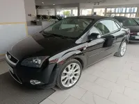 Usado Ford Focus Cabriolet Titanium 145 CV (106 kW) 2007 Negro Descapotable