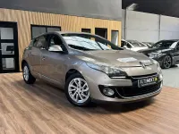 Usado Renault Mégane Dynamique 110 CV (80 kW) 2013 Beige Berlina