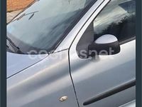 Usado Peugeot 206 70 CV (51 kW) 2003 Azul Berlina