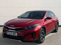 Usado Kia XCeed 136 HP (100 kW) 2024 Vermelho SUV