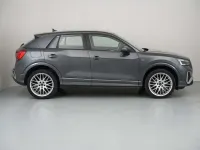 Usado Audi Q2 Black Edition 150 CV (110 kW) 2025 Gris SUV