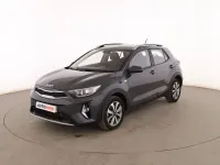 Usado Kia Stonic 101 CV (74 kW) 2022 Gris SUV