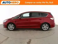 Usado Ford S-MAX Titanium 150 CV (110 kW) 2016 Rojo Monovolumen