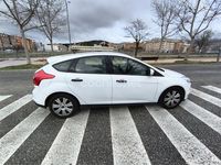 Käytetty Ford Focus 95 HP (69 kW) 2012 Valkoinen Sedan