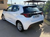 Usado Toyota Yaris 125 CV (91 kW) 2022 Blanco Utilitario