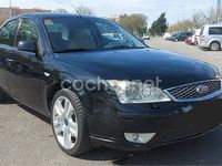 Usado Ford Mondeo Trend 155 CV (114 kW) 2007 Negro Berlina