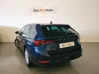 Usado Skoda Octavia Ambition 110 CV (80 kW) 2022 Azul