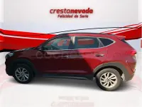 Usado Hyundai Tucson 115 CV (84 kW) 2016 Granate SUV