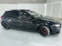 Usado Mercedes A45 AMG 421 CV (309 kW) 2022 Negro Berlina