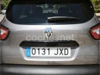 Usado Renault Captur Zen 120 CV (88 kW) 2017 Gris / plata SUV