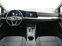 Usado VW Golf VIII Life 110 CV (80 kW) 2020 Azul Berlina