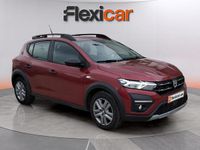 Begagnad Dacia Sandero Essentiel 91 HK (66 kW) 2022 Röd Halvkombi