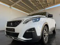 Usado Peugeot 5008 GT-line 130 CV (95 kW) 2020 Blanco SUV