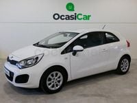 Usado Kia Rio 85 CV (62 kW) 2015 Blanco Berlina
