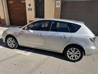 Usado Mazda 3 Sportive 109 CV (80 kW) 2007 Gris Utilitario