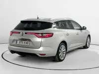 Usado Renault Mégane IV Zen 130 CV (95 kW) 2018 Gris Familiar