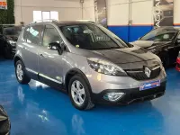 Usado Renault Scénic XMOD 110 CV (80 kW) 2014 Gris / plata Monovolumen