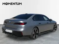 Usado BMW i7 Comfort Edition 400 kW (544 CV) 2023 Gris Berlina