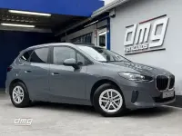 Usado BMW 225 Active Tourer Comfort Edition 245 HP (180 kW) 2023 Cinzento Monovolume