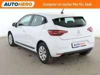 Usado Renault Clio Life 67 CV (49 kW) 2021 Blanco Utilitario