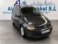 Usado VW Touran Advance 115 CV (84 kW) 2020 Gris / plata Monovolumen