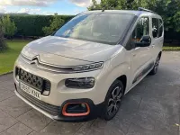 Usado Citroën Berlingo Shine 131 CV (96 kW) 2018 Monovolumen
