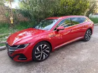 Usado VW Arteon R-line 218 CV (160 kW) 2021 Rojo Familiar
