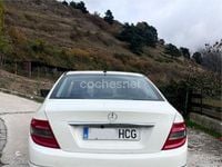 Usado Mercedes C220 170 CV (125 kW) 2011 Blanco Familiar