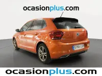 Usado VW Polo Sportline 95 CV (69 kW) 2019 Naranja Utilitario