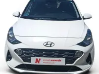 Usado Hyundai i10 67 CV (49 kW) 2022 Blanco Utilitario
