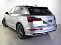 Usado Audi Q5 Design 354 CV (260 kW) 2018 Gris SUV
