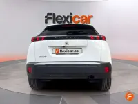 Usado Peugeot 2008 Allure 101 CV (74 kW) 2021 Blanco SUV