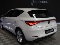 Usado Seat Leon Style 110 CV (80 kW) 2024 Blanco