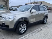 Usado Chevrolet Captiva LT 150 CV (110 kW) 2009 Beige SUV
