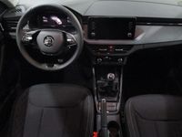 Usado Skoda Scala Selection 115 CV (84 kW) 2024 Gris Utilitario