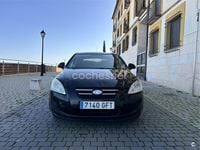 Usado Kia Ceed Active 115 CV (84 kW) 2010 Negro Utilitario