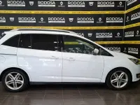 Usado Ford Grand C-Max Titanium 125 CV (91 kW) 2017 Blanco Monovolumen