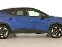 Usado Renault Captur Techno 100 CV (73 kW) 2025 Azul SUV