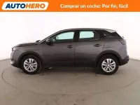 Usado Peugeot 3008 Active 131 CV (96 kW) 2022 Gris SUV