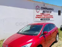 Usado Ford Focus Titanium 120 CV (88 kW) 2016 Granate Berlina