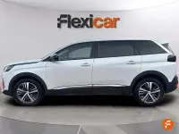 Używany Peugeot 5008 Allure 130 KM (95 kW) 2023 Biały SUV