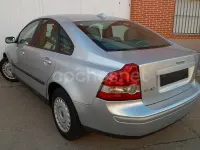 Usado Volvo S40 Momentum 109 CV (80 kW) 2006 Gris / plata Berlina