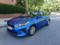 Usado Kia Ceed 120 CV (88 kW) 2020 Azul Utilitario
