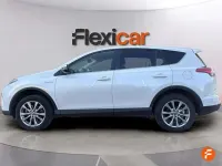 Usado Toyota RAV4 Hybrid Advance 197 CV (144 kW) 2018 Blanco SUV