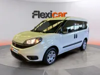 Usado Fiat Doblò Easy 95 CV (69 kW) 2022 Blanco Monovolumen