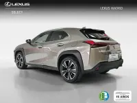 Usado Lexus UX Luxury Line 184 CV (135 kW) 2021 Plateado SUV