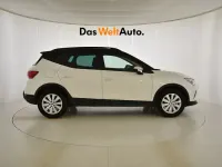 Usado Seat Arona Style 115 CV (84 kW) 2025 Blanco SUV