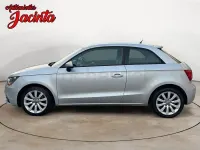 Usado Audi A1 Attraction 105 CV (77 kW) 2011 Gris / plata Utilitario